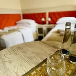 Sempre Bed & Breakfast 4*