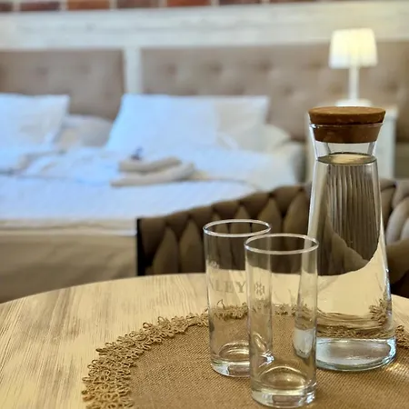 Sempre Bed & Breakfast 4*