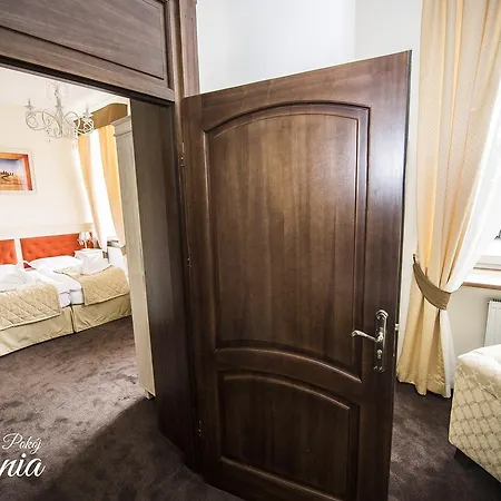 Sempre Frühstückspension 4*