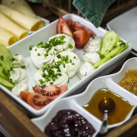 Sempre Frühstückspension