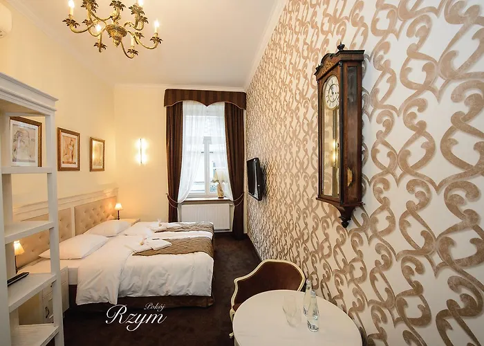 Nocleg ze śniadaniem Sempre 4*